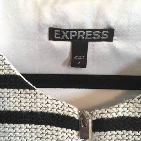 Black & White Express Skater Dress - Picture 5 of 5